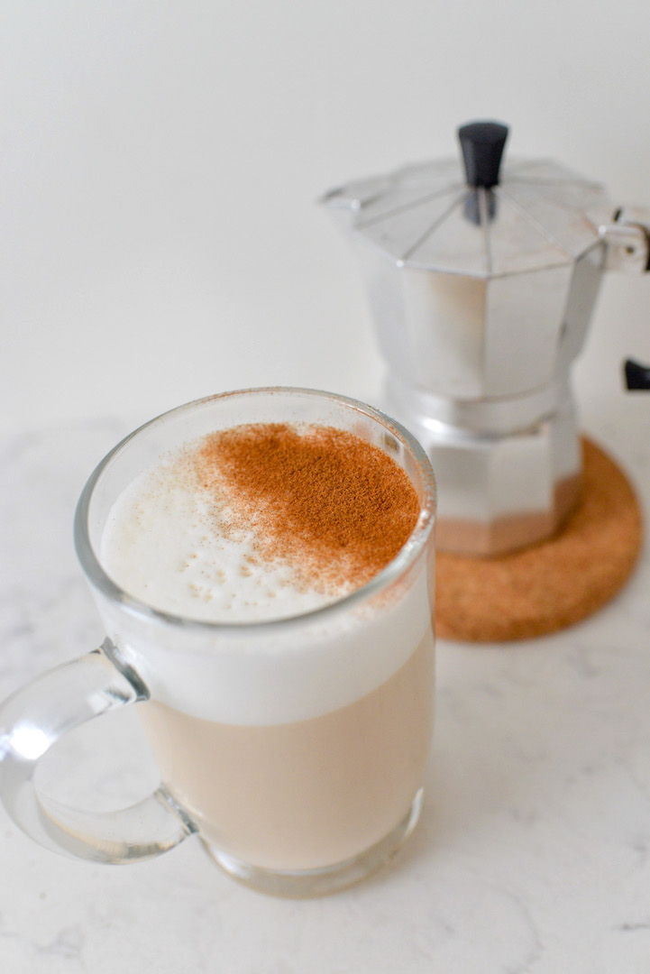 How To Make A Dirty Chai Latte Aka Espresso And Chai Tea