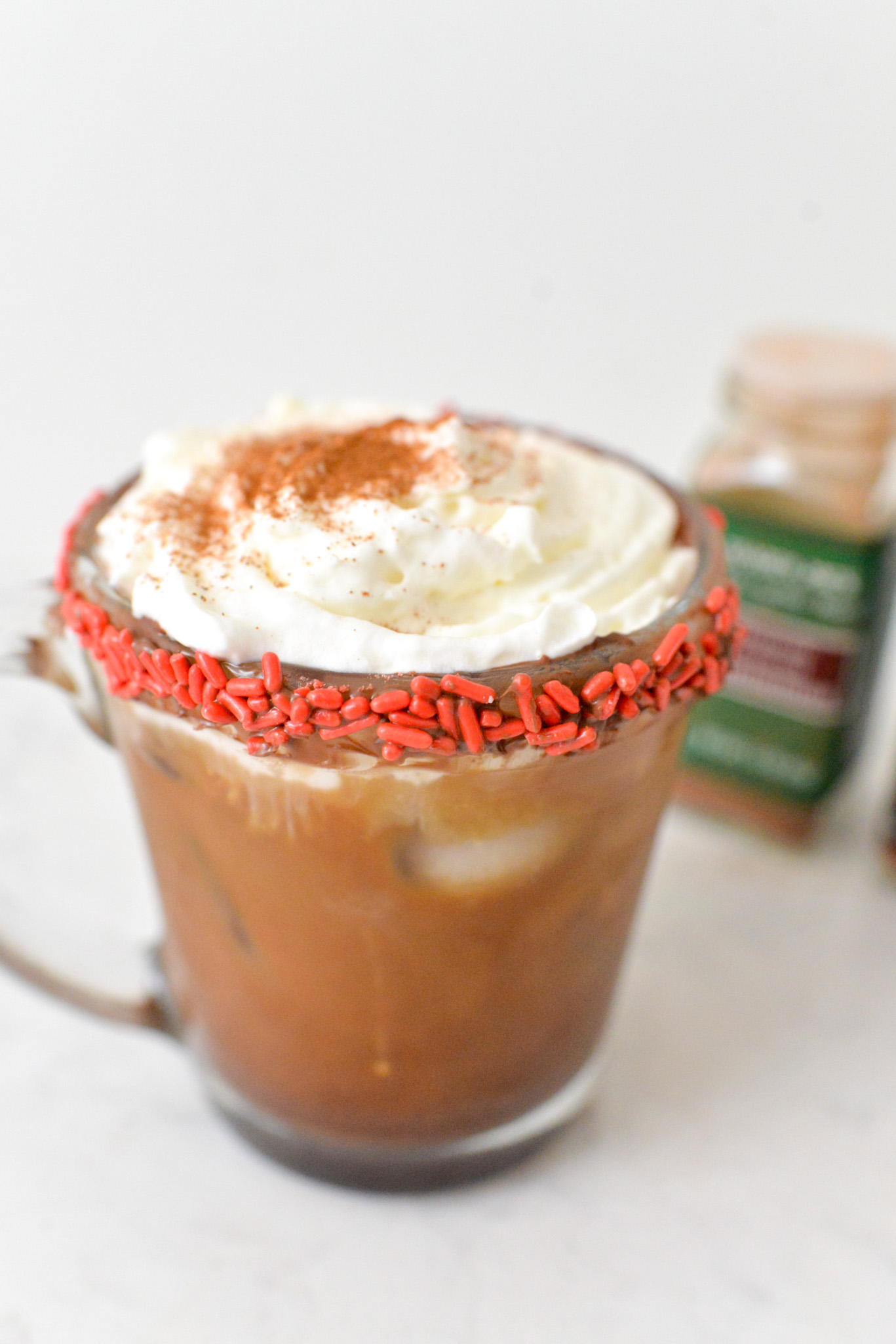 https://www.coffeesphere.com/wp-content/uploads/2021/04/iced-mexican-mocha-recipe.jpg